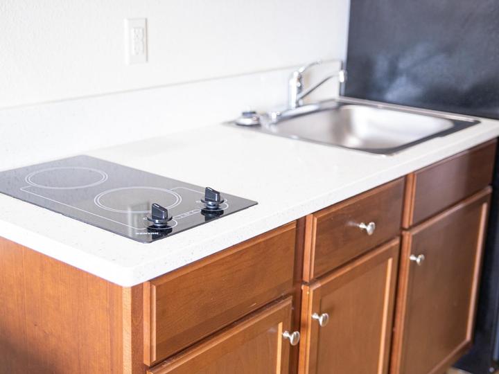 White House Suites | Plainfield | 2