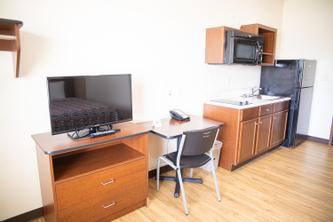 White House Suites | Plainfield | White House Suites, Plainfield - Photo Gallery - 29