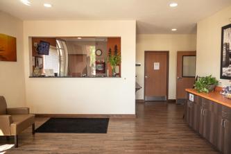 White House Suites | Plainfield | White House Suites, Plainfield - Photo Gallery - 10