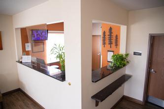 White House Suites | Plainfield | White House Suites, Plainfield - Photo Gallery - 15