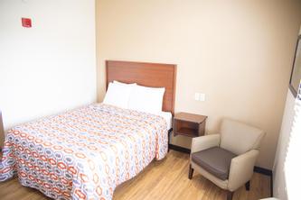 White House Suites | Plainfield | White House Suites, Plainfield - Photo Gallery - 24
